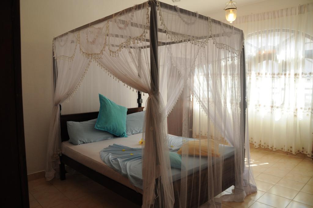 Thenu Rest Guest House Galle Rom bilde