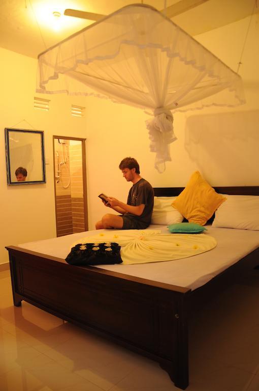 Thenu Rest Guest House Galle Eksteriør bilde