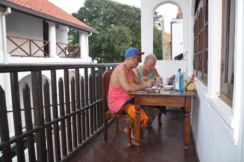 Thenu Rest Guest House Galle Eksteriør bilde